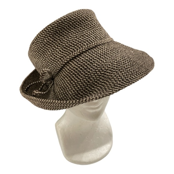 Women's Bucket Hat Dark Brown and off White August Brand One Size - Picture 1 of 15